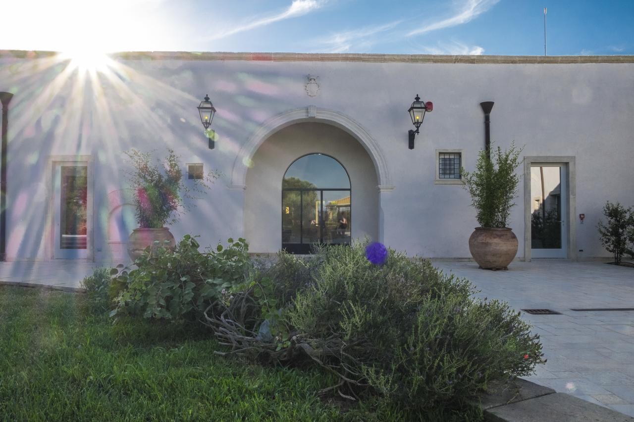 Masseria Antonio Augusto Леверано Екстериор снимка